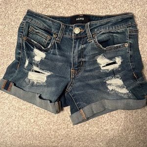 Aeropostale low rise midi Jean shorts